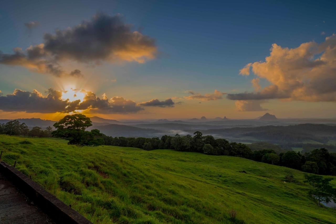 Tranquil Park Motel Maleny Ngoại thất bức ảnh